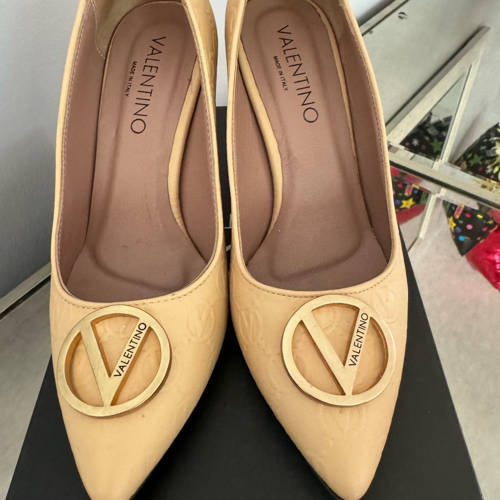 Valentino Heels - ONLY TODAY Discounted - Picture 6 of 13